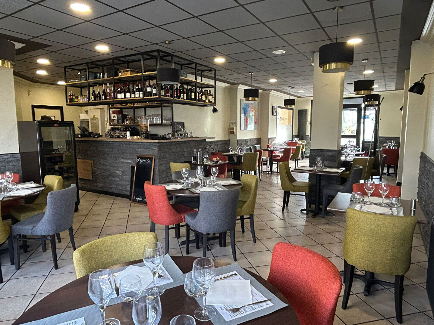 Fonds de commerce L Hay Les Roses 105 m2