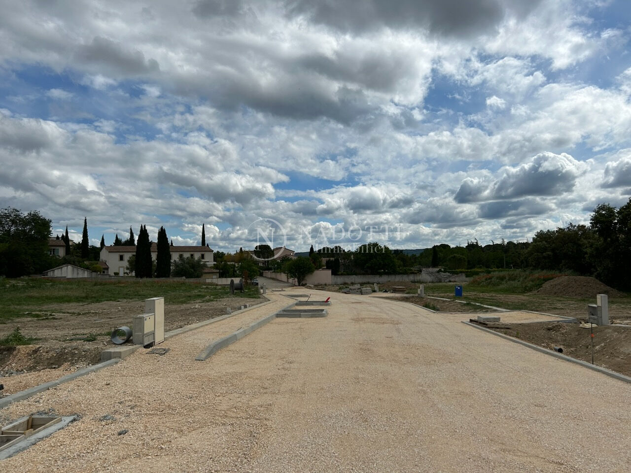 Photo UZES A vendre, Terrain à batir  de 840 m² image 4/6