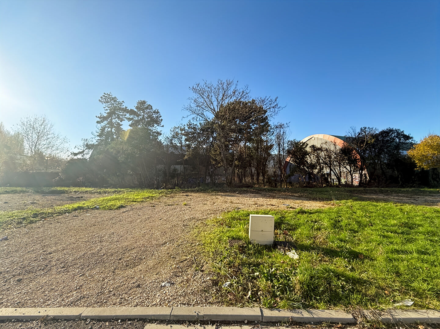 Photo Terrain VIABILISÉ Villebon-sur-Yvette 258m2 image 4/6