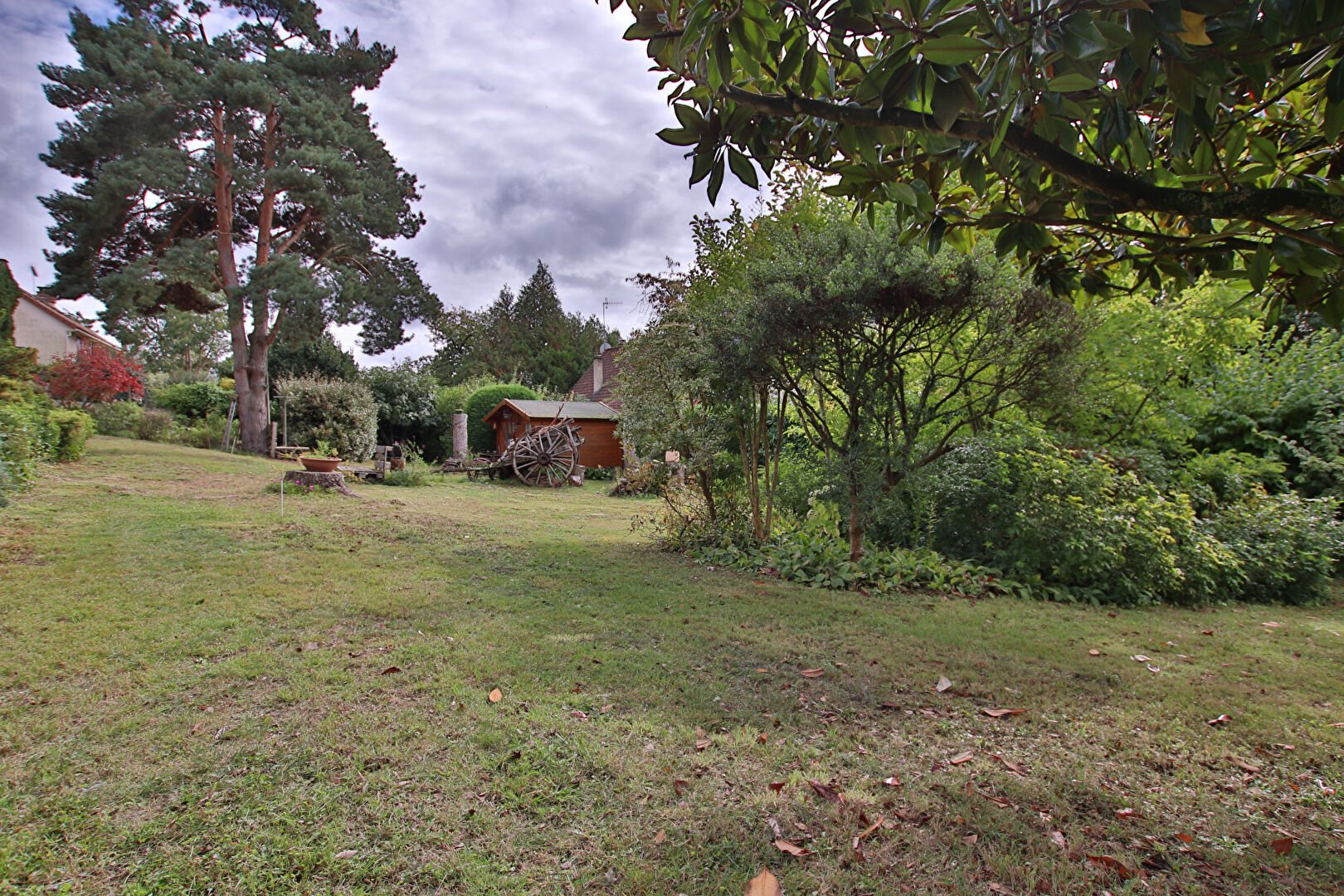 Photo Terrain constructible à LINAS de 500m2 image 2/3