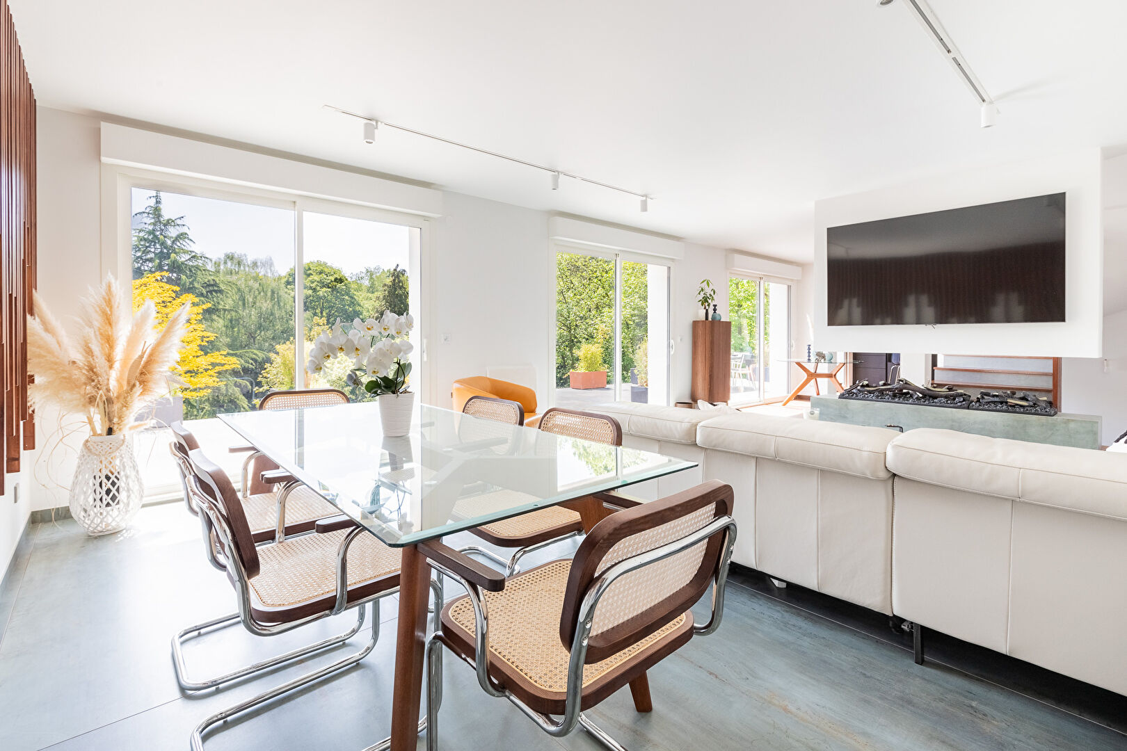 Photo MAISON 7 pièces / DPE B / En pleine nature image 3/6