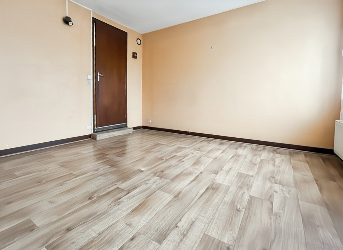 Photo Maison LINAS - TERRAIN 470m2 image 2/6