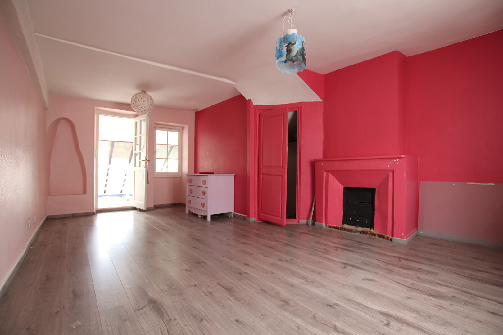 Photo Maison 10 pièces à Linas (centre-ville) Grande famille ou Investissement image 4/6