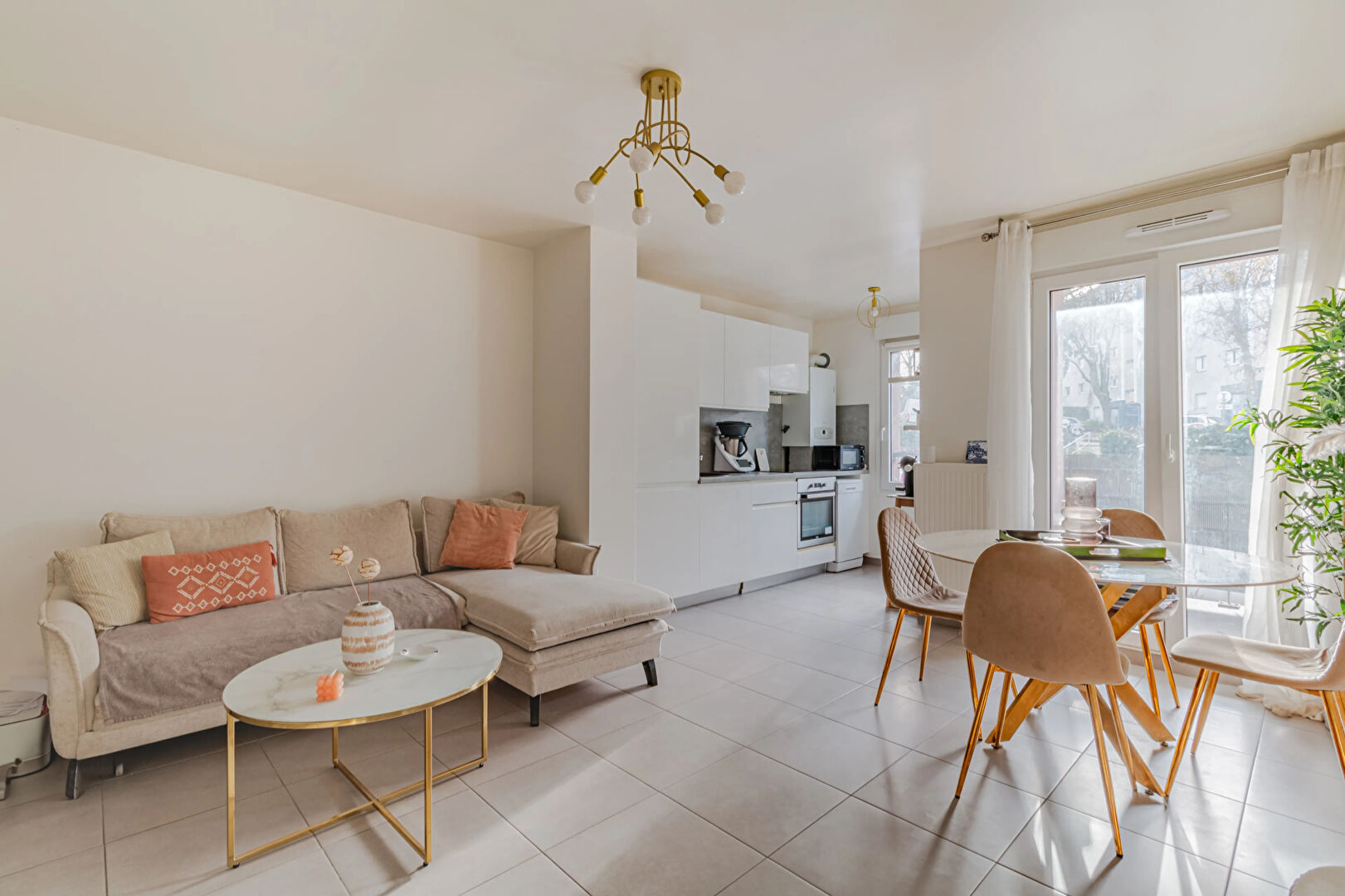 Photo Appartement 3 pièces 63m² à Longjumeau - Balcon sud-ouest et double parking image 2/6