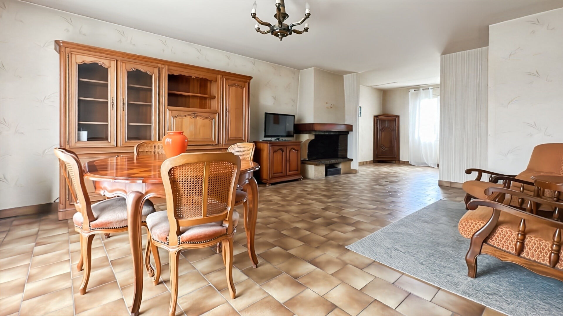 Photo Maison Sainte-Genevieve-Des-Bois 5 pièces 107m2 SOUS-SOL TOTAL image 3/6