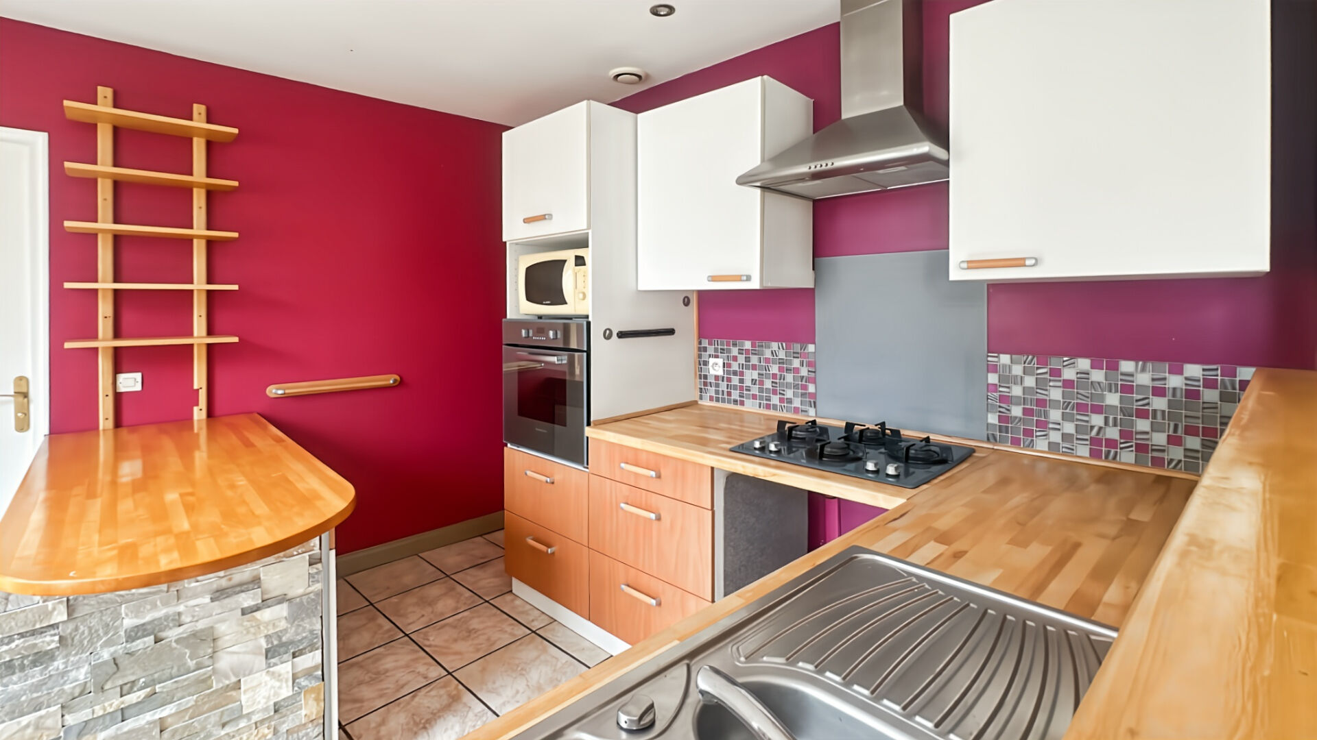 Photo Appartement DUPLEX  4 pièces - place de parking- CENTRE-VILLE image 4/6