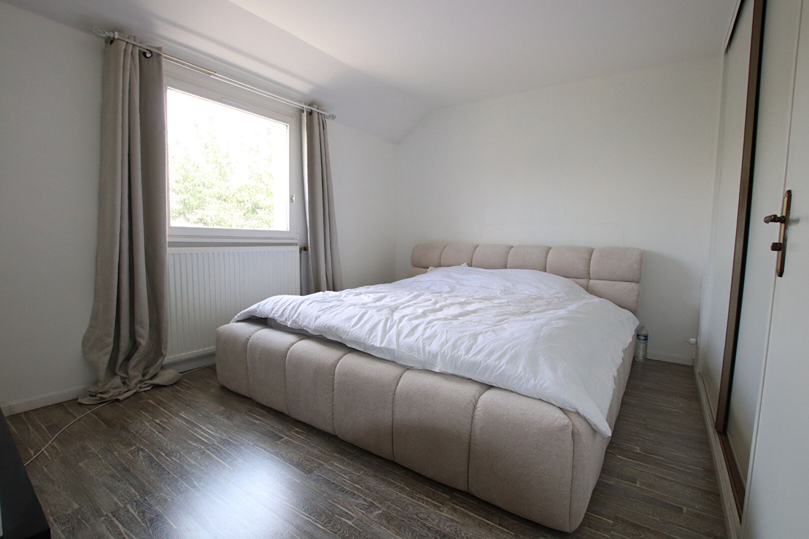 Photo Maison 110 m2 - Jardin sans vis-à-vis - Garage image 6/6