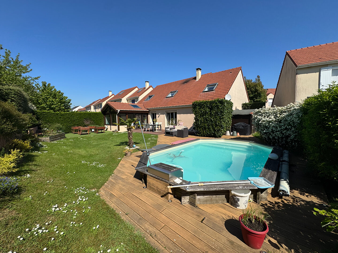 Photo Maison Nozay 10 pièces 226 m2 image 4/6