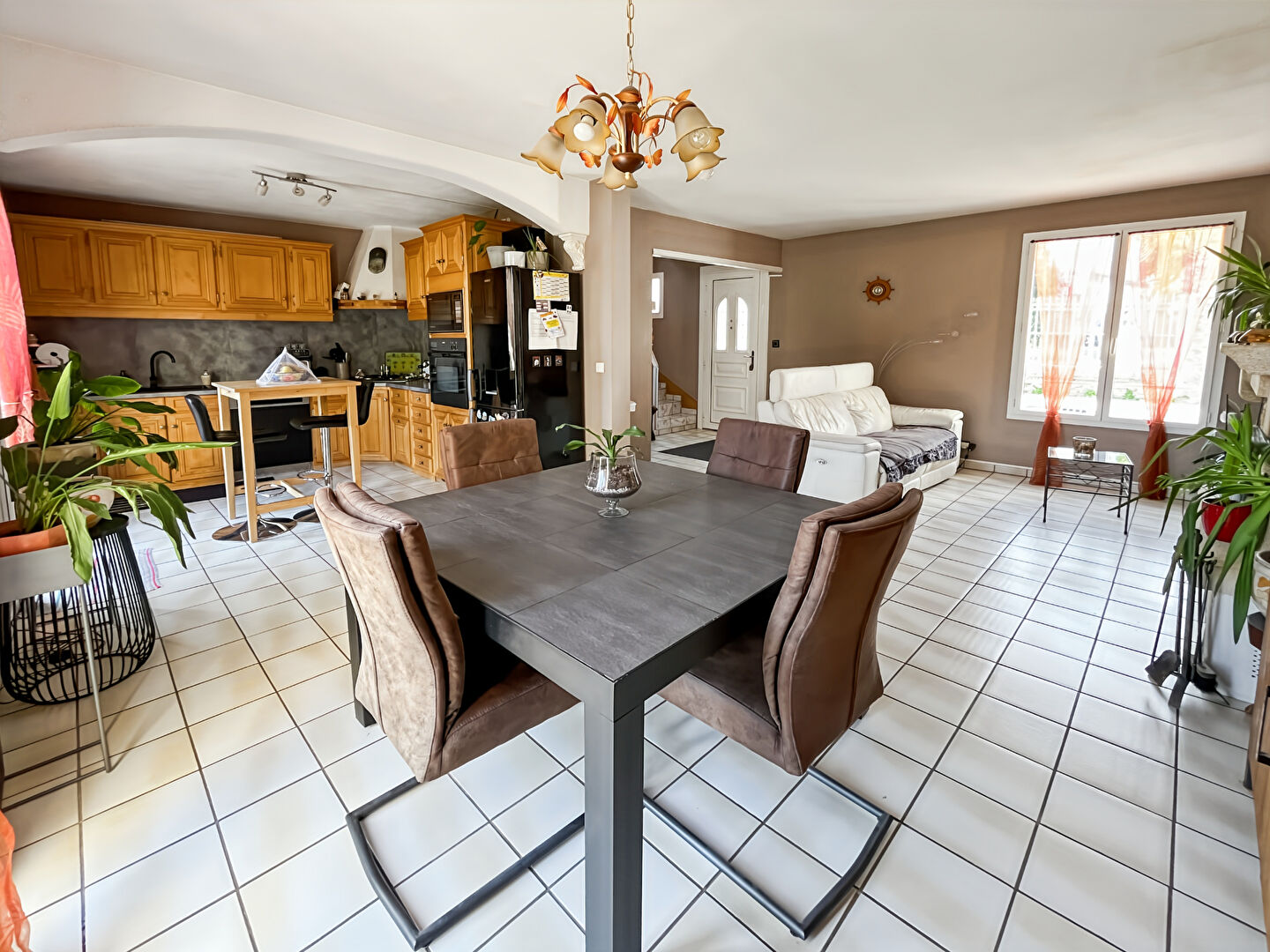 Photo Maison 6 pièces à Saulx-les-Chartreux - Proximité des écoles et commerces image 4/6