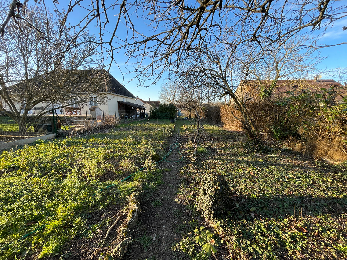 Photo Terrain Fontenay Le Vicomte image 3/4