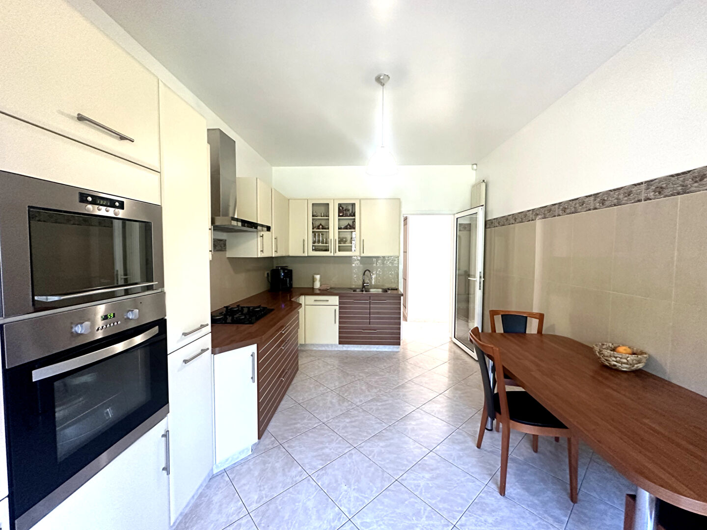 Photo Maison Bouc Bel Air 5 pièce(s) 204 m2 image 3/5