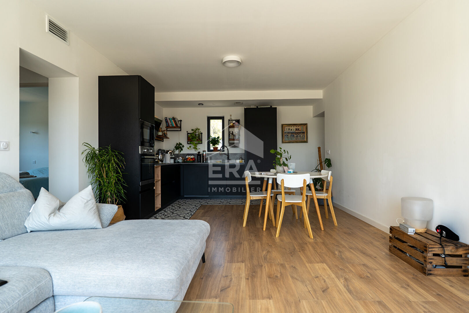 Photo Appartement Bouc-bel-air 4 pièce(s) 82m2 image 2/6