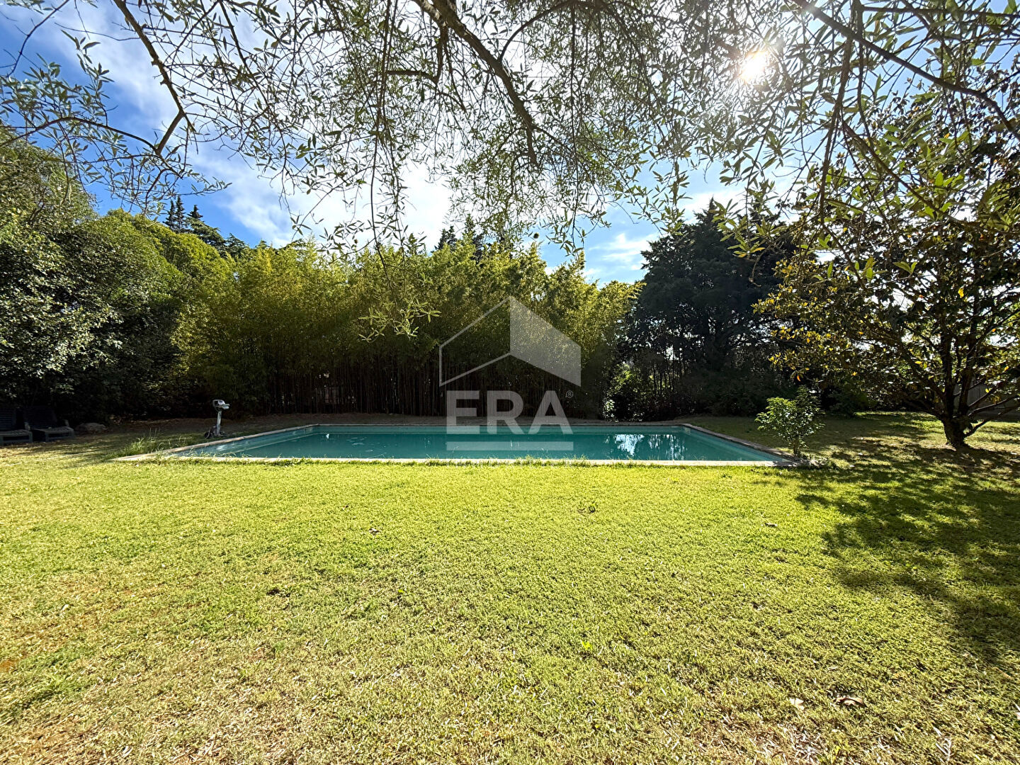 Photo Terrain Bouc Bel Air 1000 m2 image 3/5