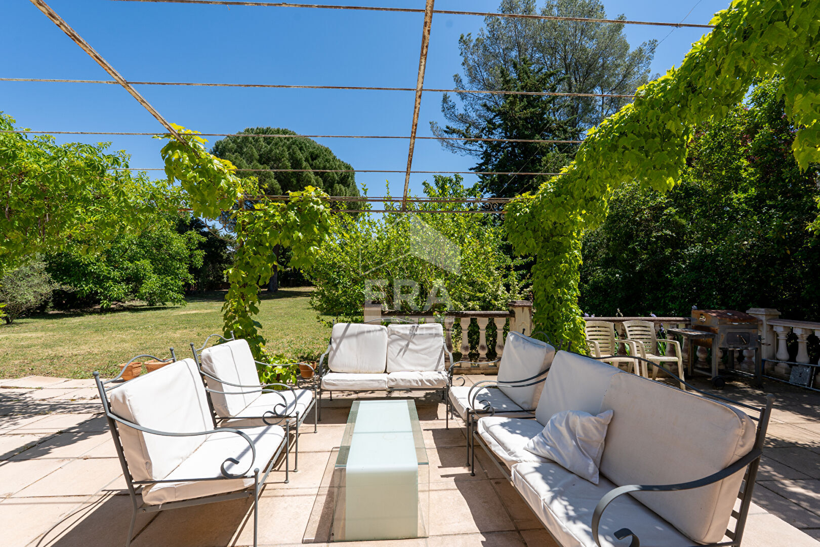 Photo Maison Cabries 5 pièces 240 m2 image 4/6