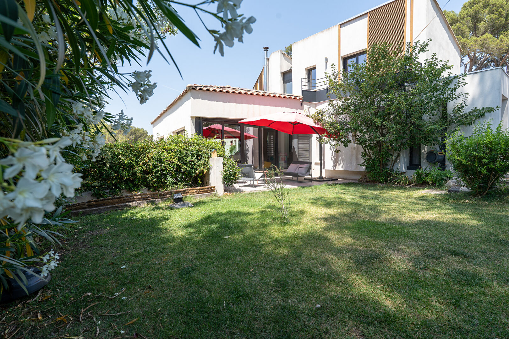 Maison Cabries 10 pièce(s) 245 m2