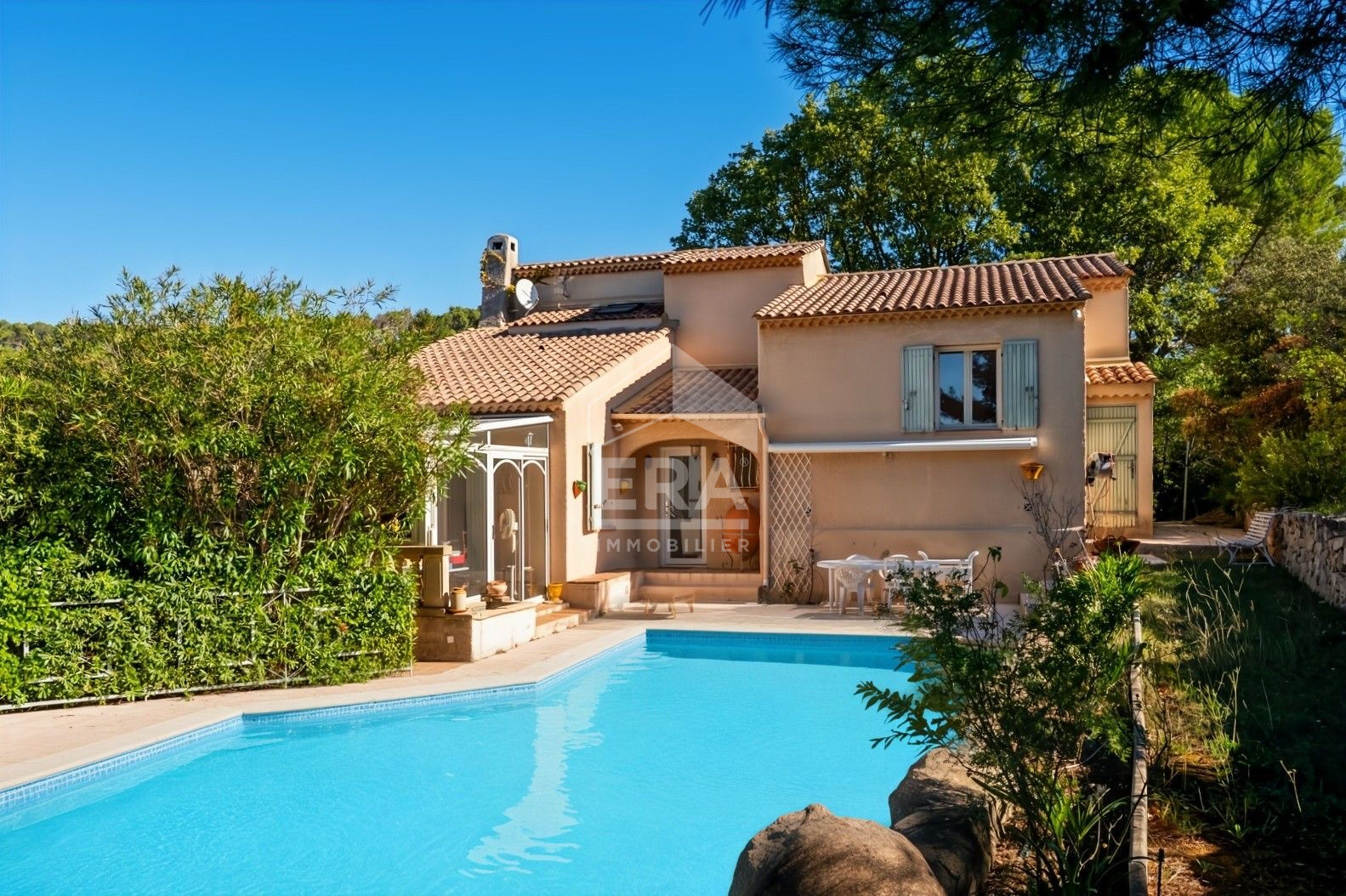 Photo Maison Bouc Bel Air 5 pièce(s) 195 m2 image 1/6