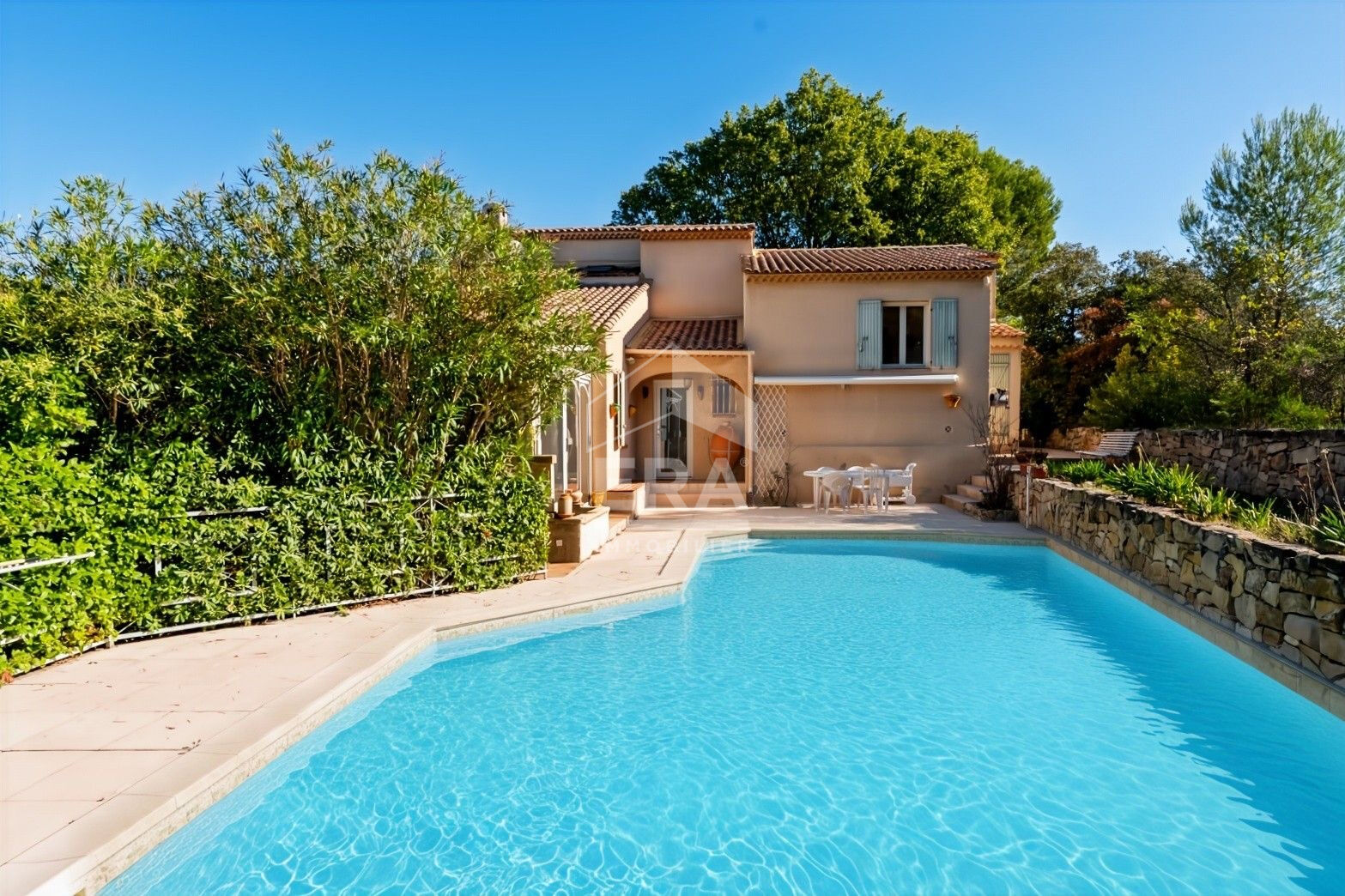 Photo Maison Bouc Bel Air 5 pièce(s) 195 m2 image 2/6