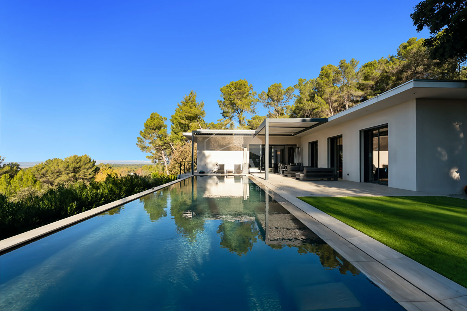 Villa ultra-contemporaine Aix Sud