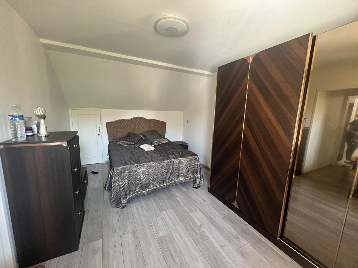 Photo Superbe maison familiale haut de gamme au  centre de Drancy image 3/6