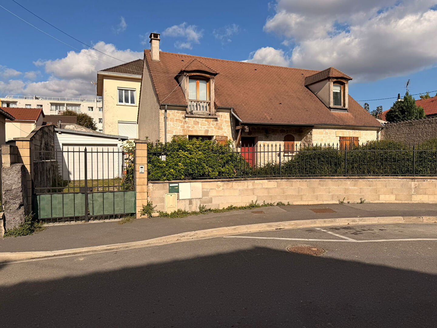 Photo Maison Bobigny 7 pièce(s) 110 m² image 2/6