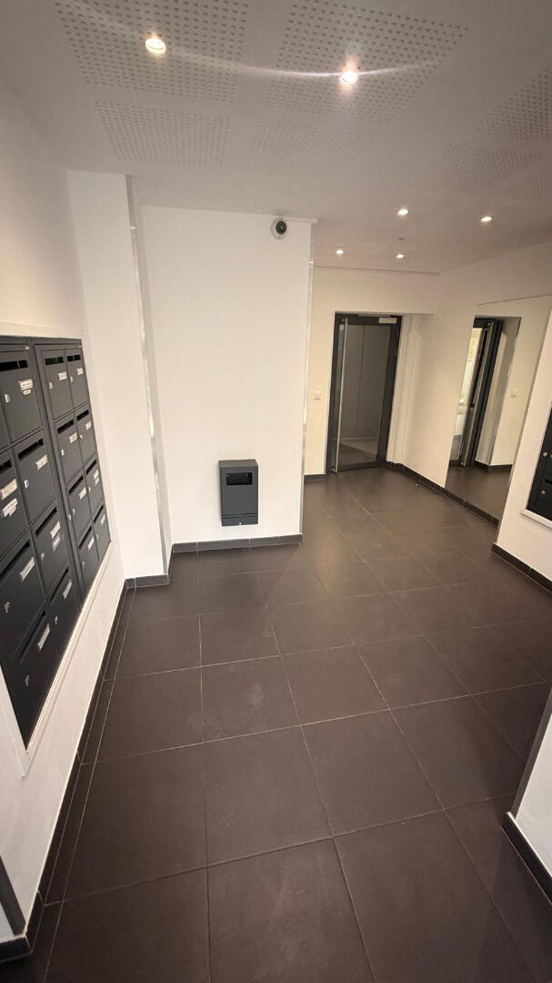 Photo A vendre - Appartement Bobigny 2 pièce(s) 36.70 m2 image 2/6