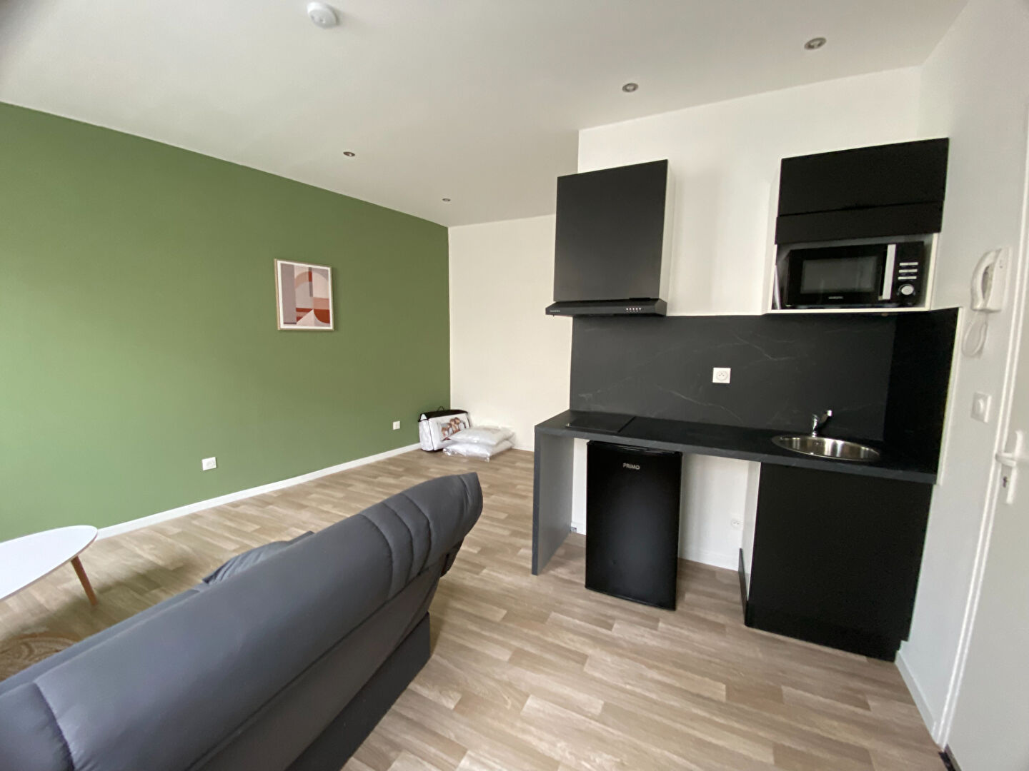 Photo Immeuble Saint Quentin 10 pièce(s) 222.58 m2 image 3/6