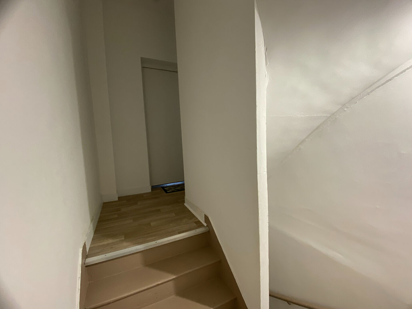 Photo Immeuble Saint Quentin 10 pièce(s) 222.58 m2 image 5/6