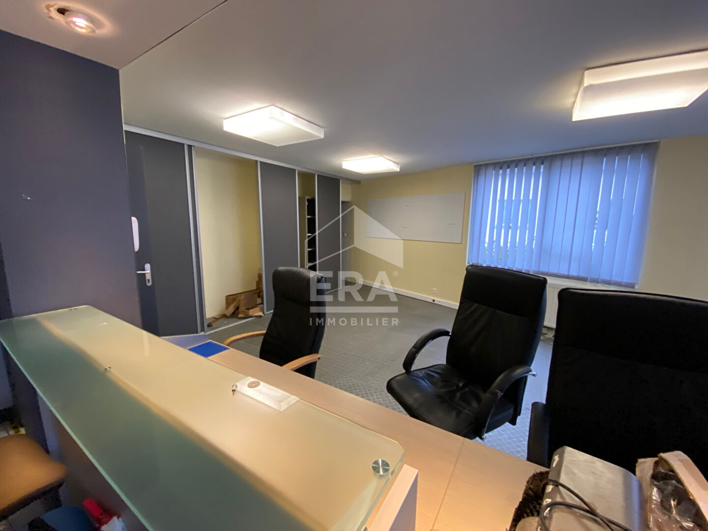 Photo Immeuble Saint Quentin 1200 m2 image 2/6