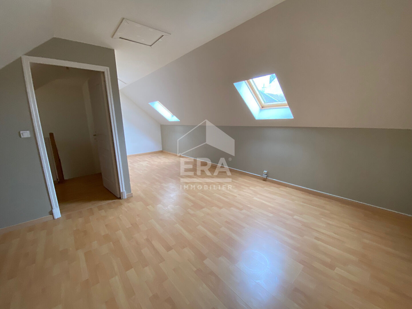 Maison Saint Quentin 7 pièce(s) 151 m2