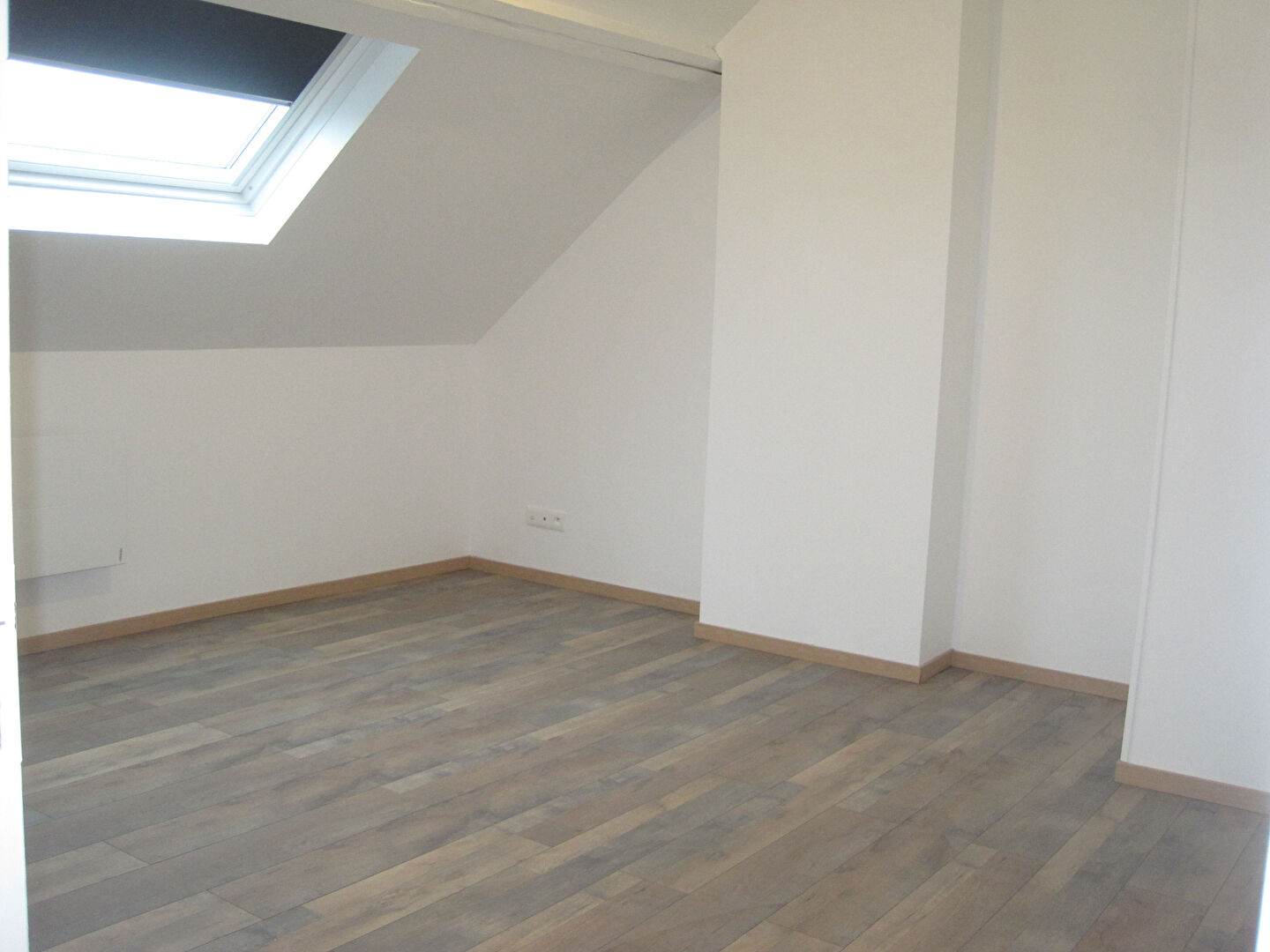 Photo A LOUER APPARTEMENT  3 CHAMBRES  PROCHE GARE ET CENTRE VILLE ST QUENTIN 02100. image 4/6