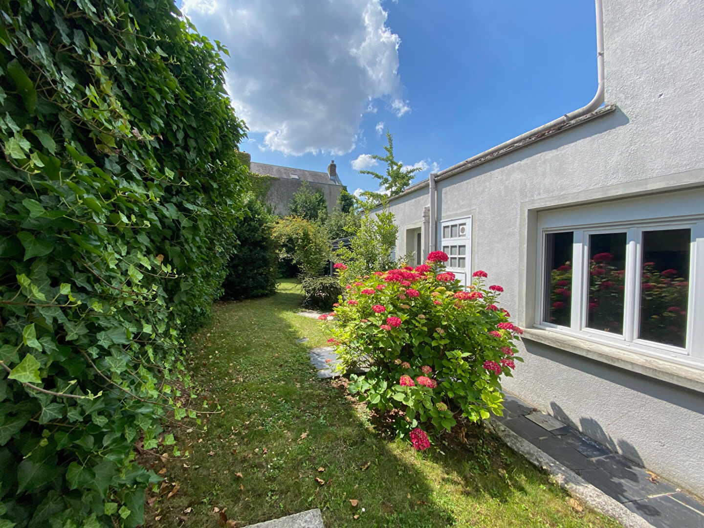 Photo Maison Bourgeoise Saint-quentin 10 pièces 320 m2 image 2/6