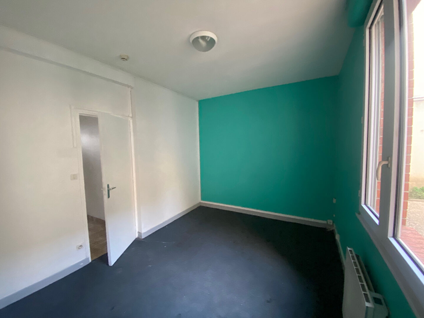 Photo Immeuble Saint Quentin 15 pièce(s) 260 m2 image 5/6