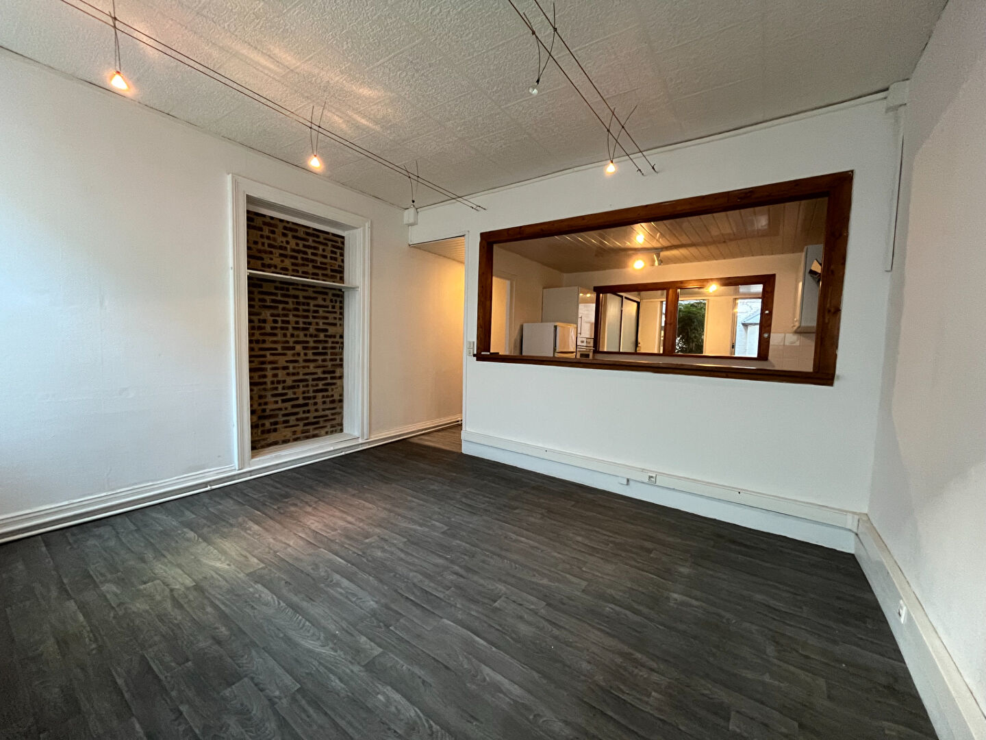 Photo Appartement à louer au centre-ville de Saint Quentin image 2/6