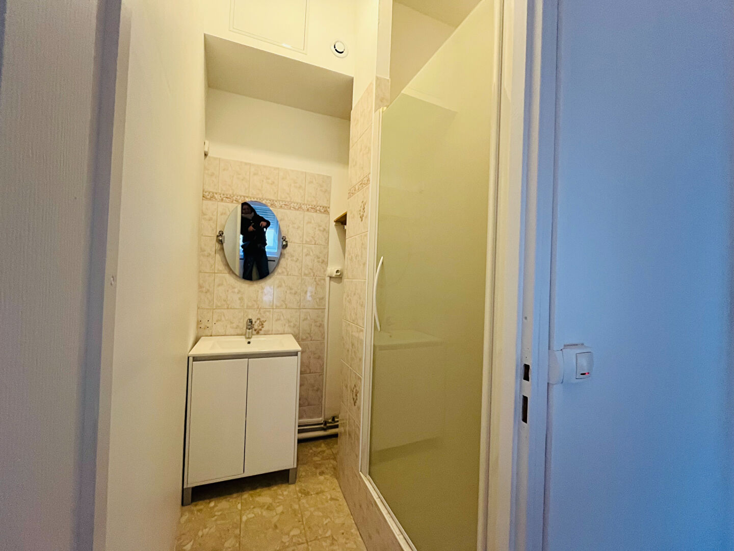 Photo A LOUER STUDIO PROCHE DU CENTRE VILLE DE SAINT QUENTIN 02100. image 3/3