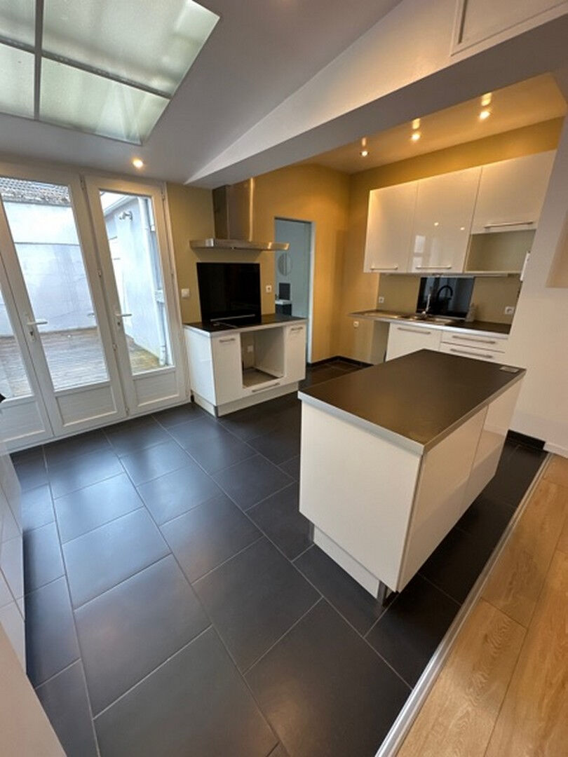 Photo Croix - Maison 3 chambres + bureau + cour  - Secteur Gare image 4/6