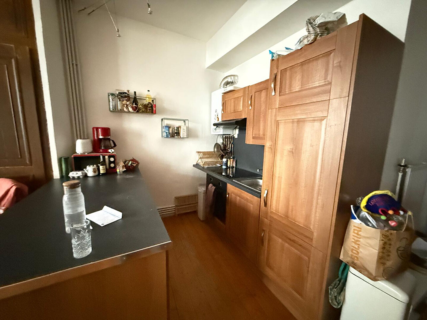 Photo Appartement  T3 avec cachet  au coeur du Vieux-Lille - 1 salle de bains et 1 salle de douches image 3/6