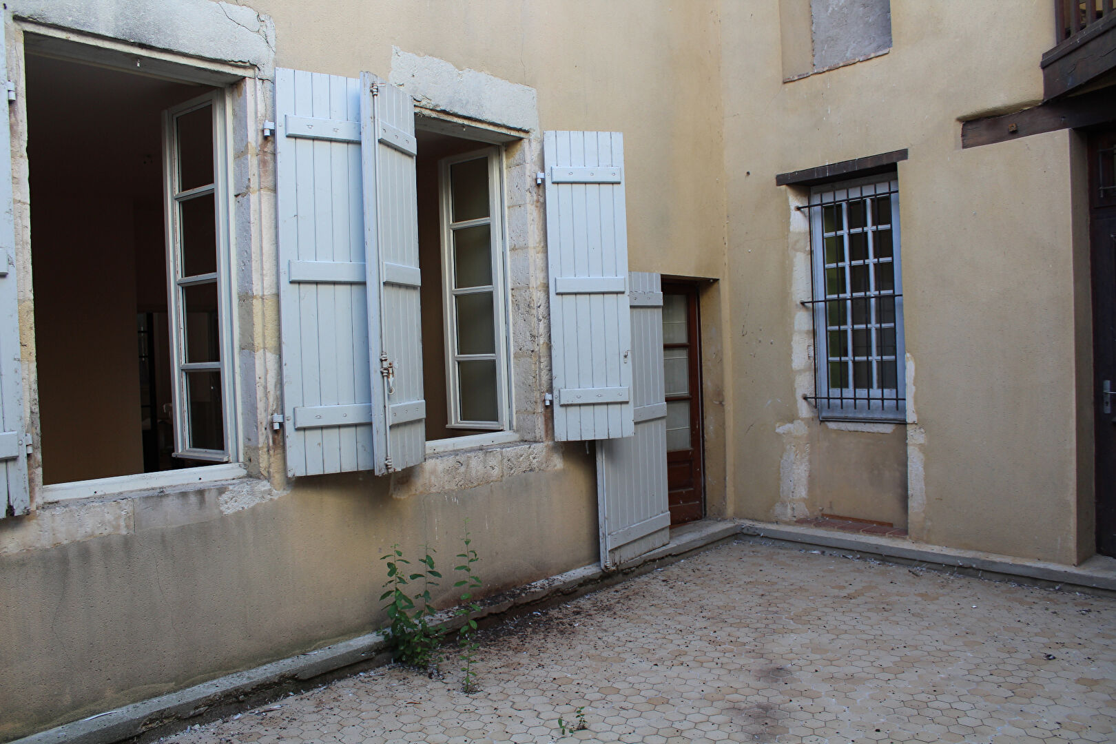 Immeuble Saint Sever 22 pièce(s) 371 m2