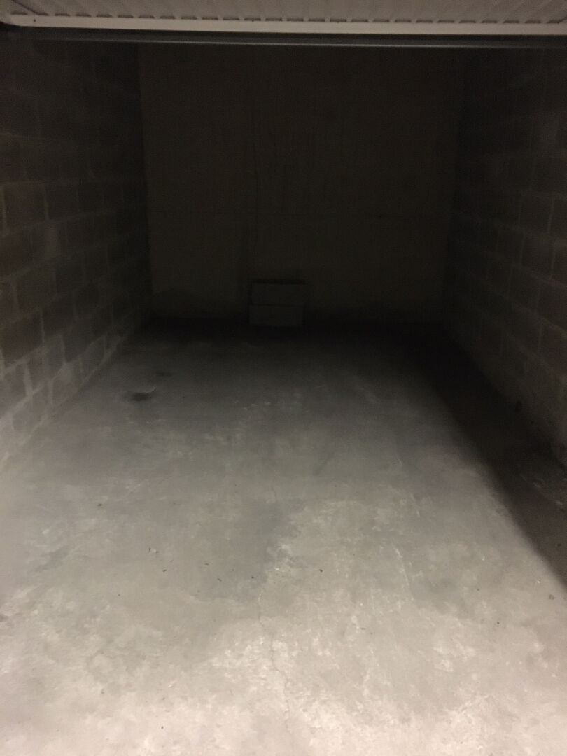 Photo A LOUER GARAGE DINAN image 2/3