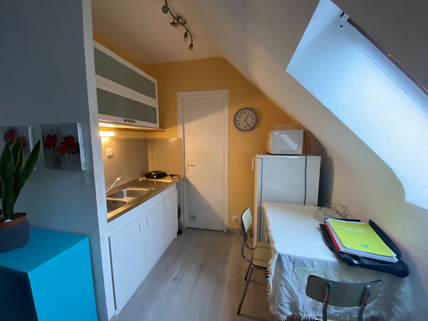 Photo DINAN : Studio vendu meublé image 3/6