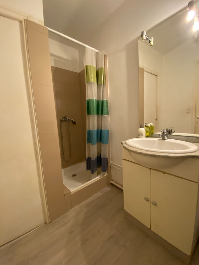 Photo DINAN : Studio vendu meublé image 4/6