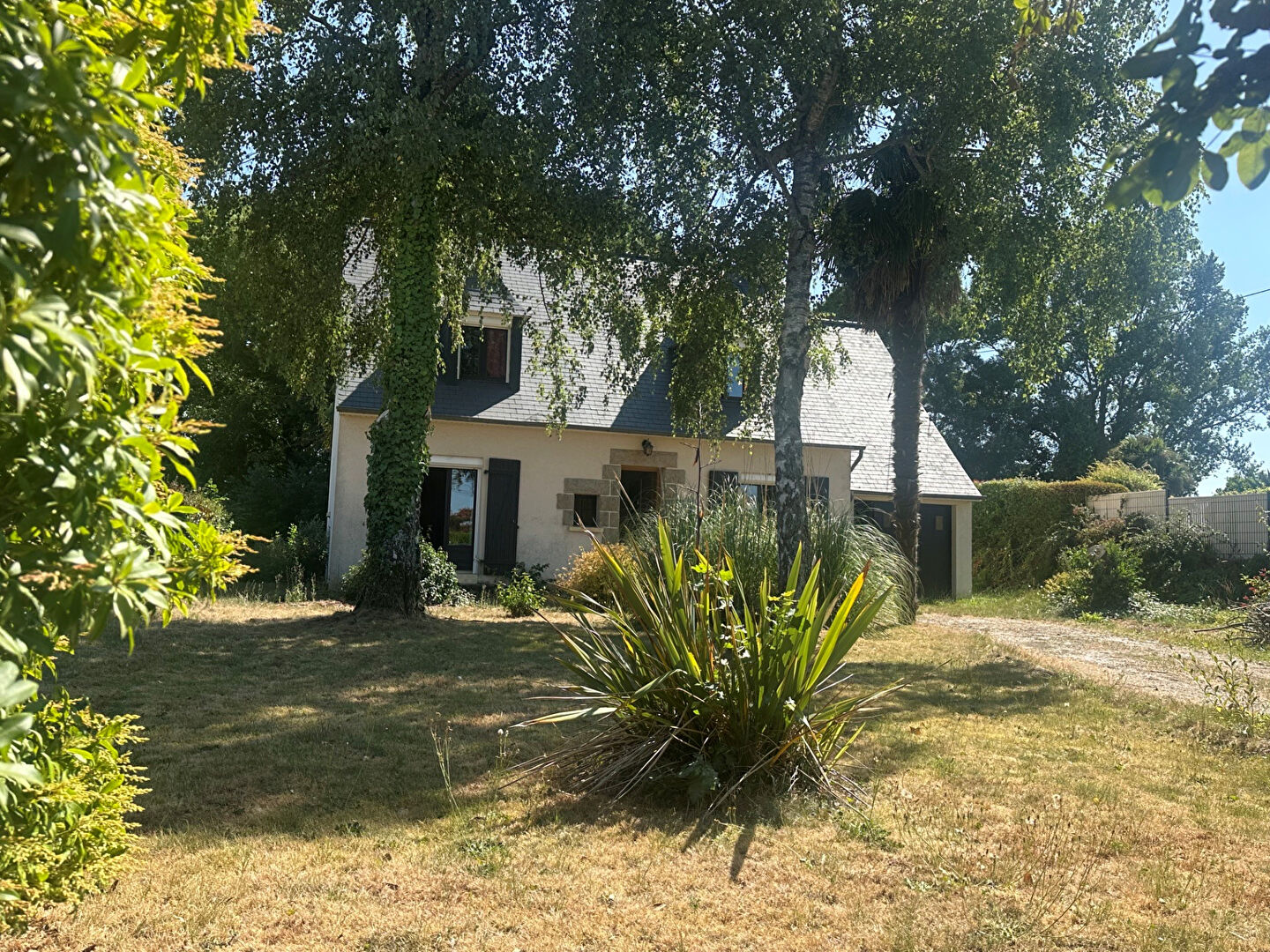 LANGUENAN : Maison à rénover