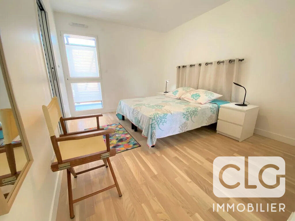 Photo T3 duplex meublé 80m² ! image 5/6