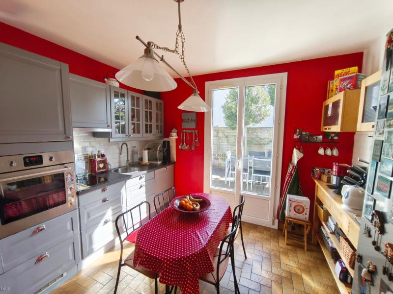 Photo SAINT-YVI - Maison 7 Pièces image 3/6