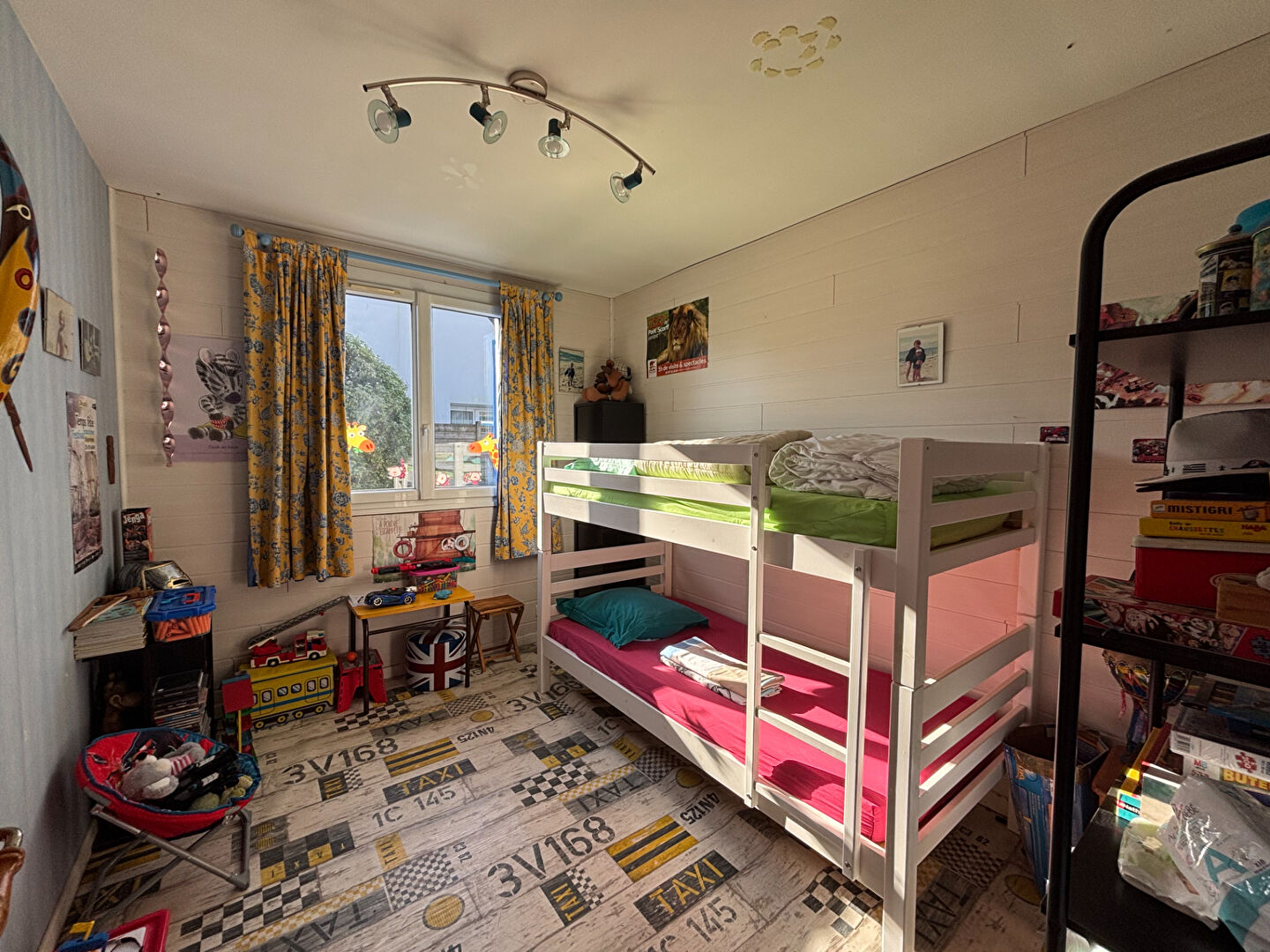 Photo SAINT-YVI - Maison 7 Pièces image 4/6