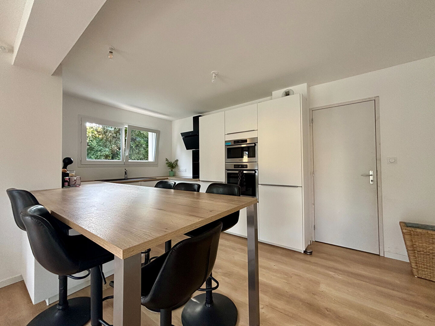 Photo Saint Yvi Maison  6 pièce(s) 148.81 m² image 4/6