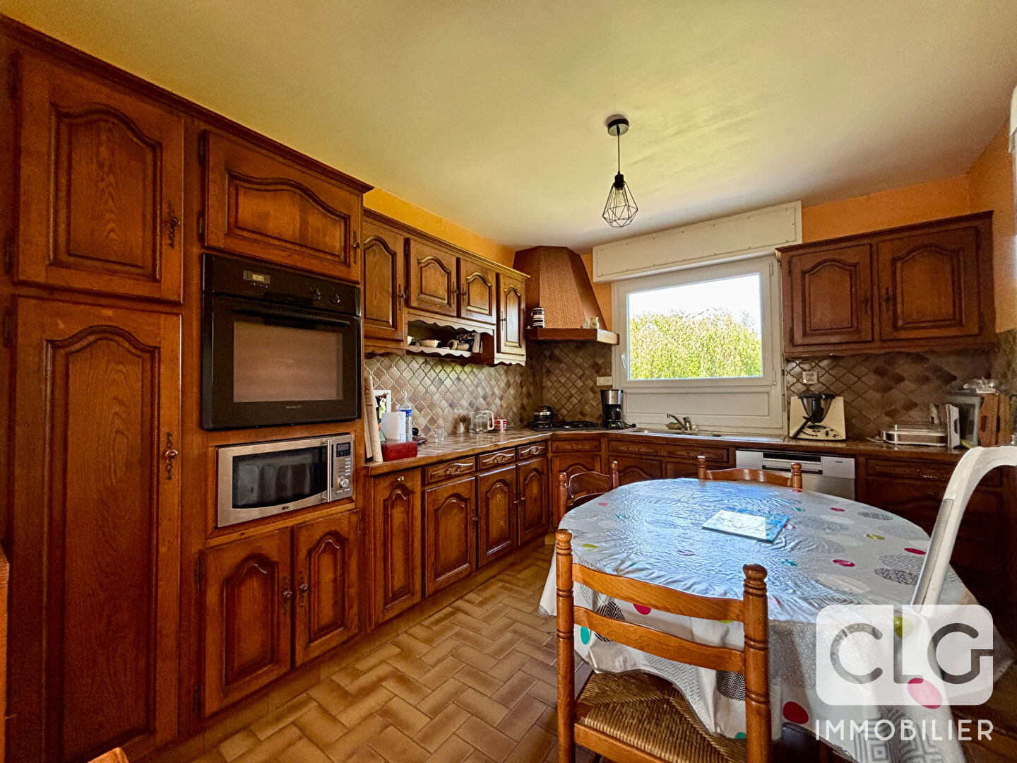 Photo Elliant Maison 6 pièce(s) 137.21 m² image 4/6