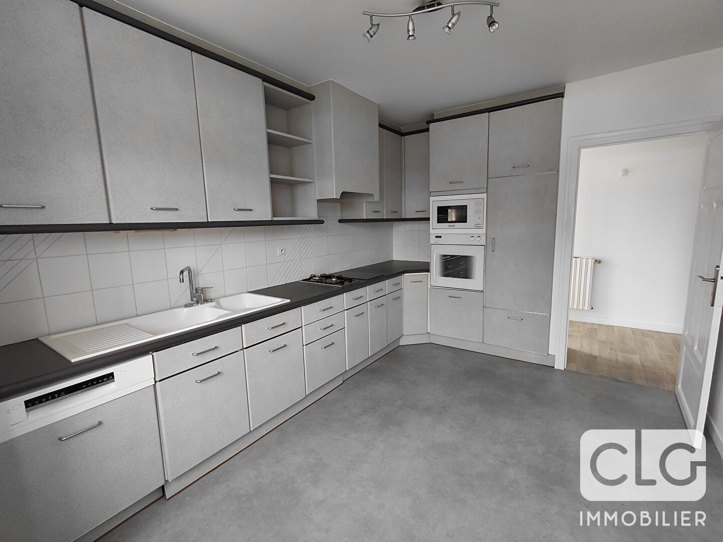 Photo Maison Saint Jean Trolimon 3 pièce(s) 115 m2 image 5/6