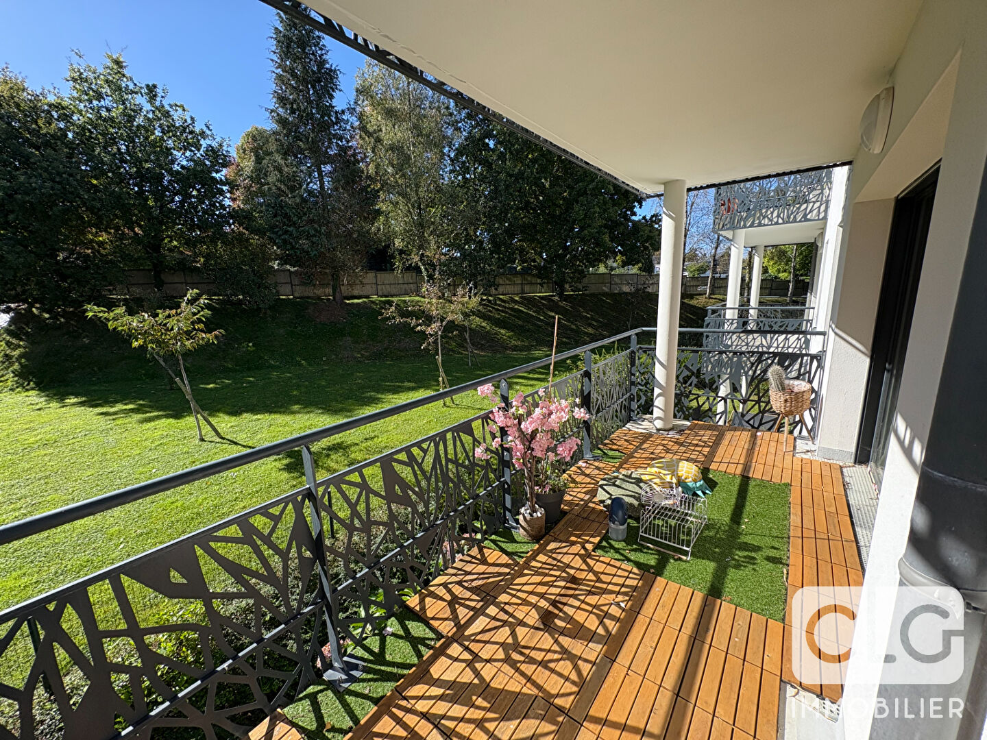 À VENDRE - BEL APPARTEMENT T3 LUMINEUX AU CENTRE DE FOUESNANT (66 m²) AVEC GRAND BALCON EXPOSÉ SUD-OUEST !