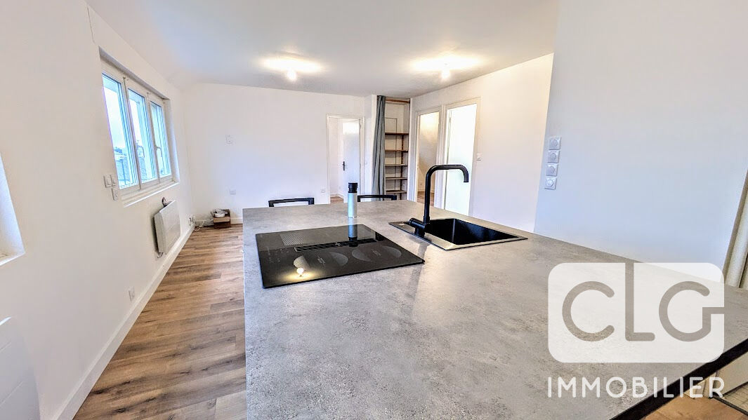 EDERN - BOURG - Appartement T3 - 60m²