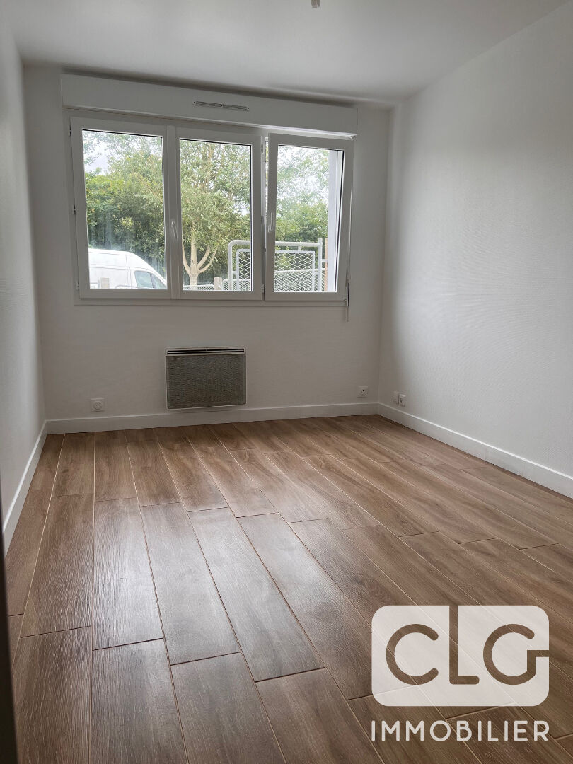 Photo PONT L'ABBE - Appartement T3 image 5/6